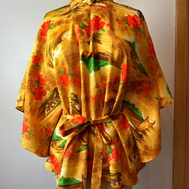 Vintage Hawaiian tunic~ cinched waist with wide butterfly/ batwing sleeves~ Nehru style collar cheongsam ~ vintage Hawaii novelty print surf 