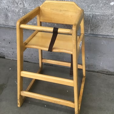 Wooden High Chair (Seattle)