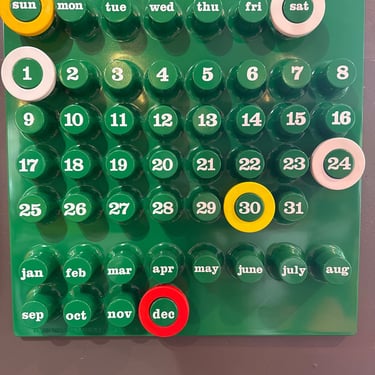 Green Perpetual Calendar (reproduction)