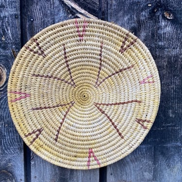 African Basket -- African Weaving -- African Wall Hanging -- Boho Decor -- Vintage Boho Basket -- Handmade Basket -- African Decor 