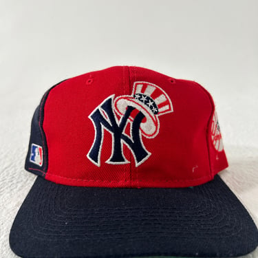 Vintage New York Yankees Sports Specialties Back Script Snapback Hat