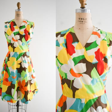1960s Swirl Ty-Wrap Abstract Floral Dress 
