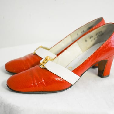 1960s Palizzio Red-Orange and White Patent Heels, Size 6AAAA 