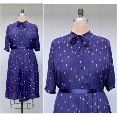Vintage 1950s Style Volup Navy Rayon Print Dress, Short Sleeve Pussy Bow Frock, 44