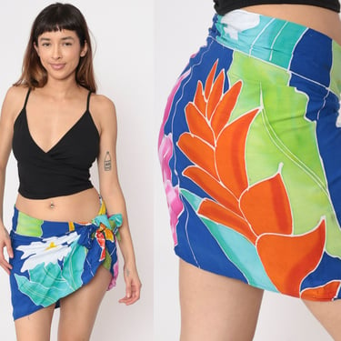 Tropical Sarong Skirt 80s Mini Skirt Blue Rayon Beach Cover Up Skirt Flower Print Side Tie Hippie Vintage 1980s Medium 