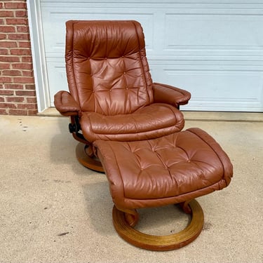 Vintage Ekornes Stressless Brown Leather Chair and Ottoman - Free Shipping 