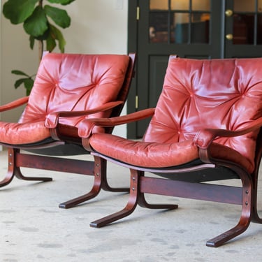 Pair of Mid Century Danish Modern Siesta Chair Set 