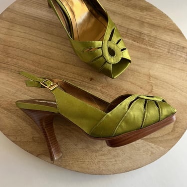 Vintage Y2K Via Spiga Avocado Green Satin Square Open Toe Leather Sandals Size 7 