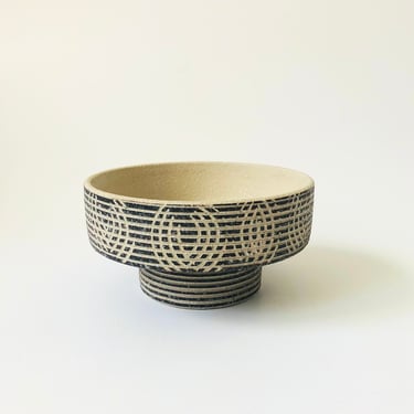 Vintage Carved Circular Footed Pottery Bowl 