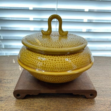Vintage Yellow Dimpled/Bee Hive Covered Dish – Great Mid Century Modern Style! 