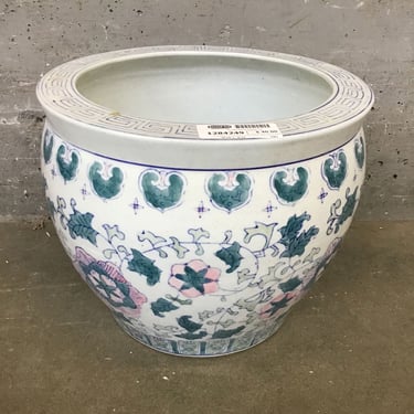 Ornate Floral Planter Pot (Seattle)