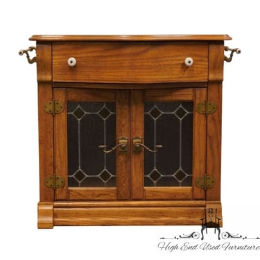 PULASKI FURNITURE Keepsakes Collection Golden Oak 33