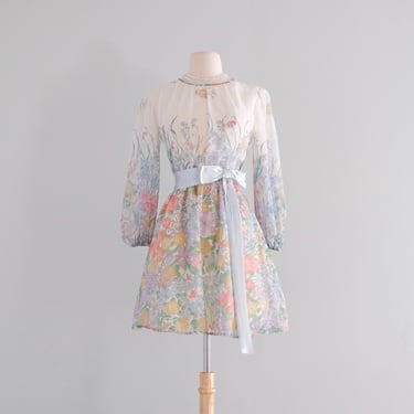 Sweetest 1970's Meadow Floral Mini Dress by Christos / XS