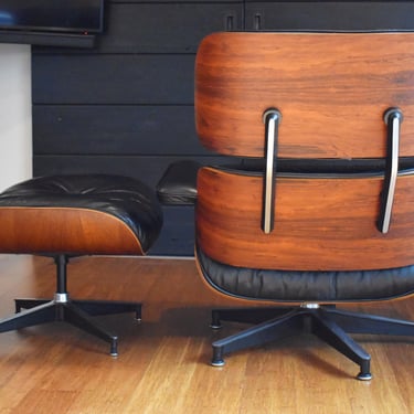 Restored Brazilian Rosewood Eames lounge chair and ottoman by Herman Miller (670/671) - #883 