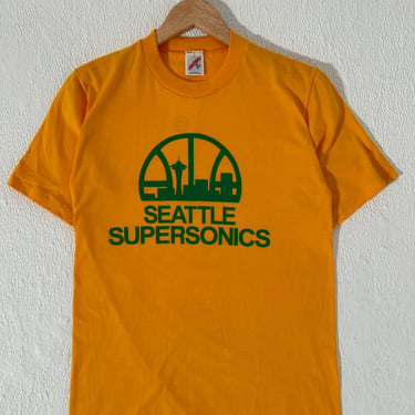 Vintage Seattle SuperSonics Skyline Yellow T-Shirt Sz. M