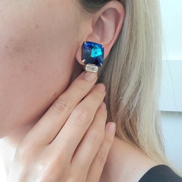 Sparkly Blue Rhinestone Earrings