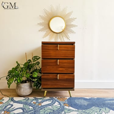 Restored Johnson Carper Mid-century Modern Nightstand***please read ENTIRE listing prior to purchasing SHIPPING is NOT free 