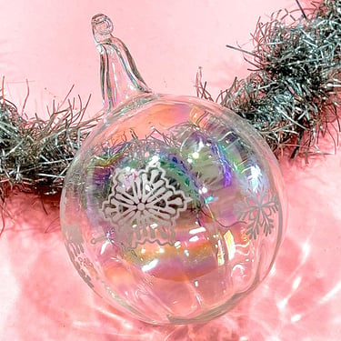 VINTAGE: Thick Blown Lampwork Glass Snowflake Ornament 