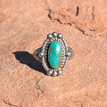 Bell Trading Post ~ Vintage Sterling Silver and Oval Turquoise Small Pretty Ring - Size 5.25 