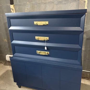 Navy chest of drawers 43 x18 x 52” Please call to purchase 202-232-8171 