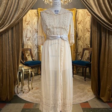 edwardian lawn dress, beige cotton, antique dress, embroidered flowers, crochet lace, 1910s fashion, titanic era, casual wedding, medium 