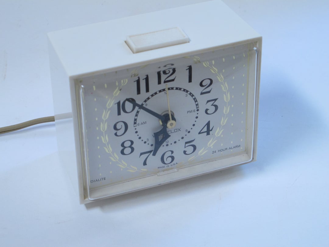 Vintage Westclox Electric clock w/Dialite Mid Century Alarm Clock All