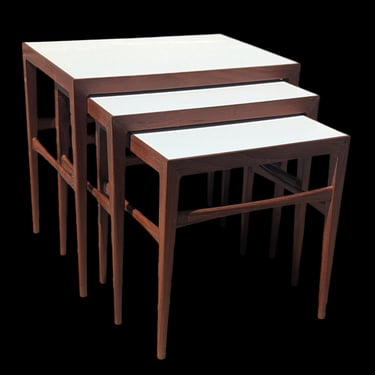 Mid Century Modern Nesting Tables 