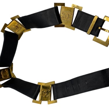 CHANEL 1980'S Black Leather and Gold Buckle CC Link Belt