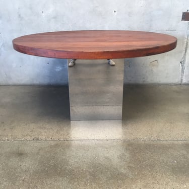 Mid Century DIning Table in the Style of Milo Baughman