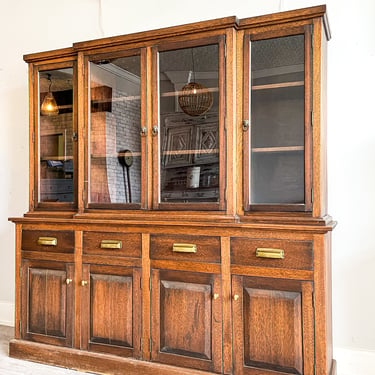 Vintage Oak Hutch