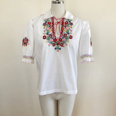 White and Multicolored Floral Embroidered Peasant Blouse - 1970s 