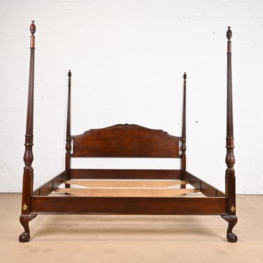 Drexel Heritage Georgian Carved Mahogany King Size Poster Bed