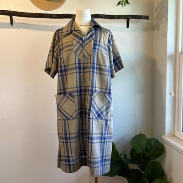 Sears USA Tan Blue Plaid Cotton Chore Style Short Sleeve Dress Size Medium 