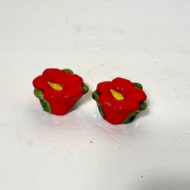 Vintage 00s Red Hibiscus Flower Shaped Mini Ceramic Salt and Pepper Shakers 