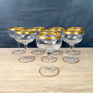 Gold rimmed cocktail glasses - set of 8 - vintage barware 