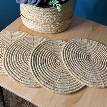Trivet placemat Four 10 inch trivet Straw Round Set of Four Boho table wall decor 