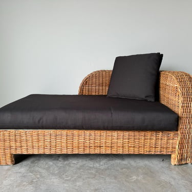 Vintage Chic Walters Wicker Woven Rattan Chaise 