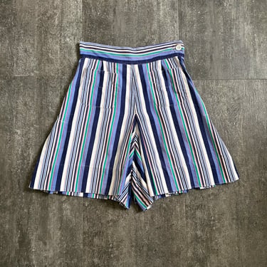1940s striped shorts . vintage 40s shorts . 26 waist 