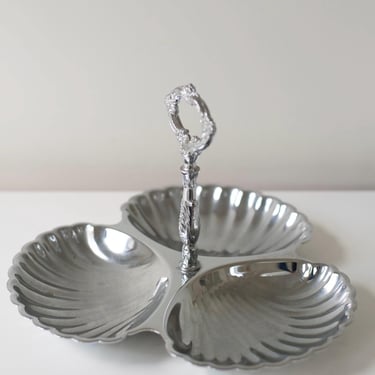 Vintage Seashell 3 Section Server 