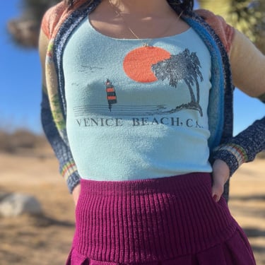 1970's Tank Top with Beach Scene / Sunset Print / Venice Beach California Tourist Tshirt / Sleeveless Ribbed Shirt 