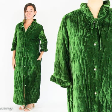 1960s Green Velvet Robe Housecoat | 60s Quilted Velvet Housecoat 