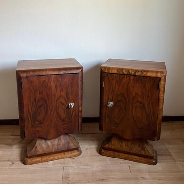 A Pair of Two Art Deco nightstands from the 40s / Art Deco Furniture / Original Authentic Condition / walnut veneer 