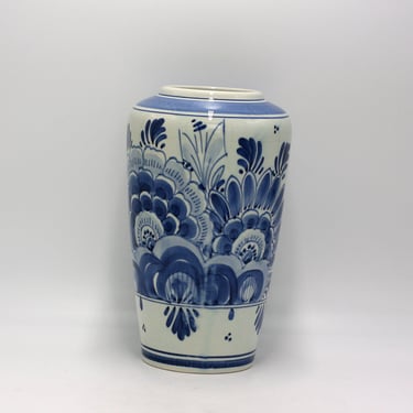 vintage Delft Holland hand painted ceramic vase 