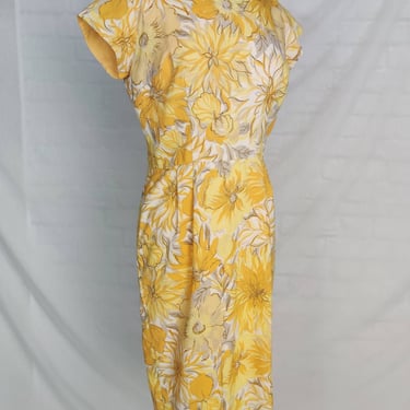 Vintage 60s Floral Yellow Dress // Short Sleeve Handmade Pencil Dress 