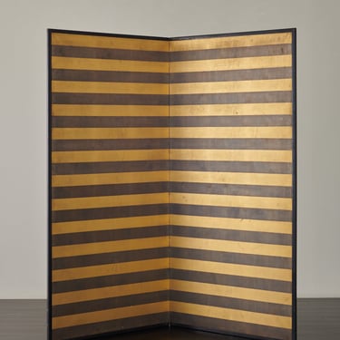 AN UNUSUAL JAPANESE 2-PANEL FOLDING SCREEN