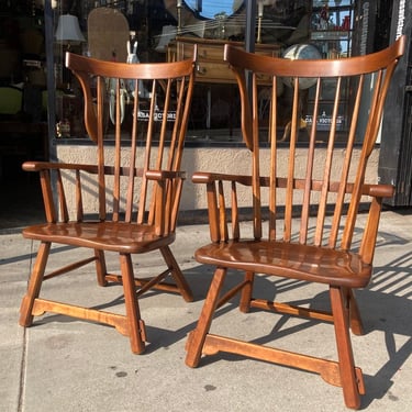 Classic and Comfortable | Large High Back Windsor Chairs