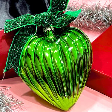 VINTAGE: Green Glass Christmas Heart Ornament In Box - Mercury Ornament - Love - Holiday - Xmas 