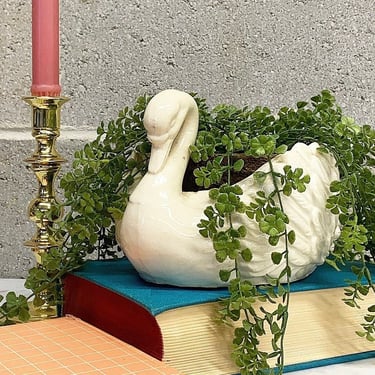 Vintage Swan Planter Retro 1960s Mid Century Modern + White Ceramic + Double Head + Made in Japan + Flower + Plant Display + MCM Bird Decor 