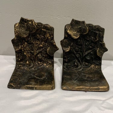 Antique McClelland Barclay Bronze Bookends Vining Ivy, grandmillennial, metal bookend, vintage library bookends, nature lover gift 