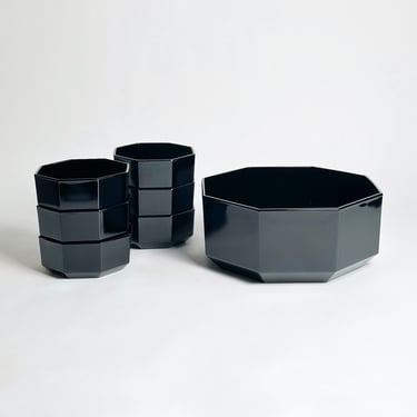 Postmodern Arcoroc Salad Bowl with Six Side Bowls, Octagonal Black Glass, Made in France, Vintage 1980's 